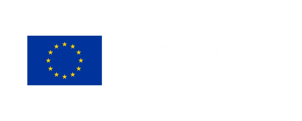 Flaga Unii Europejskiej Niebieskie tło i okrąg z gwiazd. Na prawo od flagi pisze Finansowane przez Unię Europejską